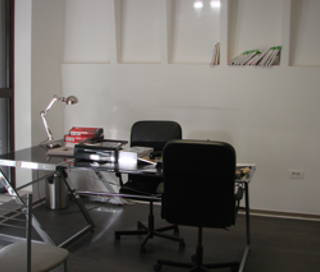 Bureau privé 15 m² 2 postes Coworking Boulevard de Vincennes Fontenay-sous-Bois 94120 - photo 2
